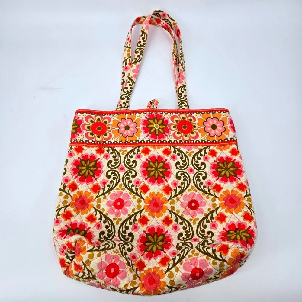 Vera‎ Bradley Folkloric Quilted Cotton Toggle Clasp Shoulder Tote Bag